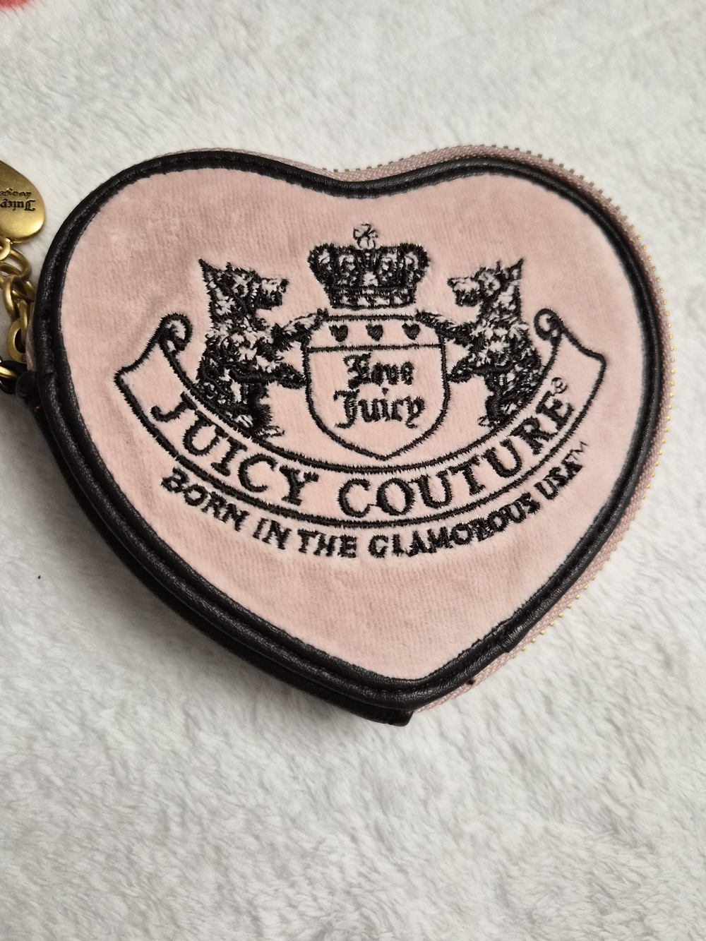 Juicy Couture Pink Heart Card & Coin Holder with Gold Chain Charms NWOT - Picture 2 of 6